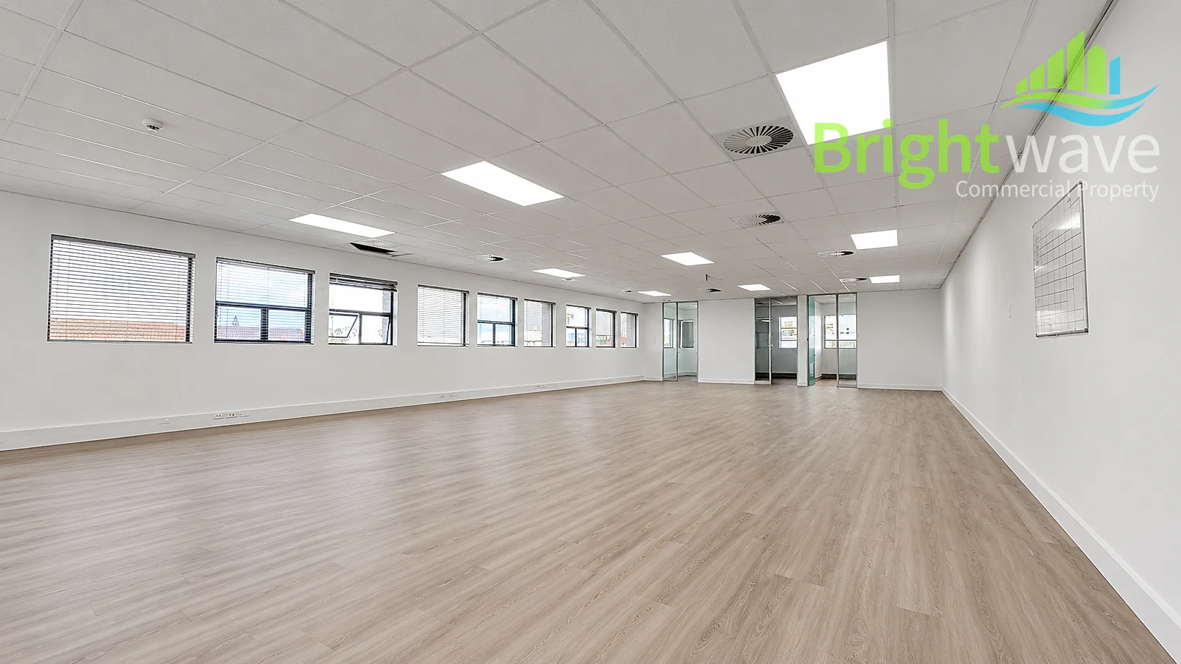 216 m² Office in Pinelands
