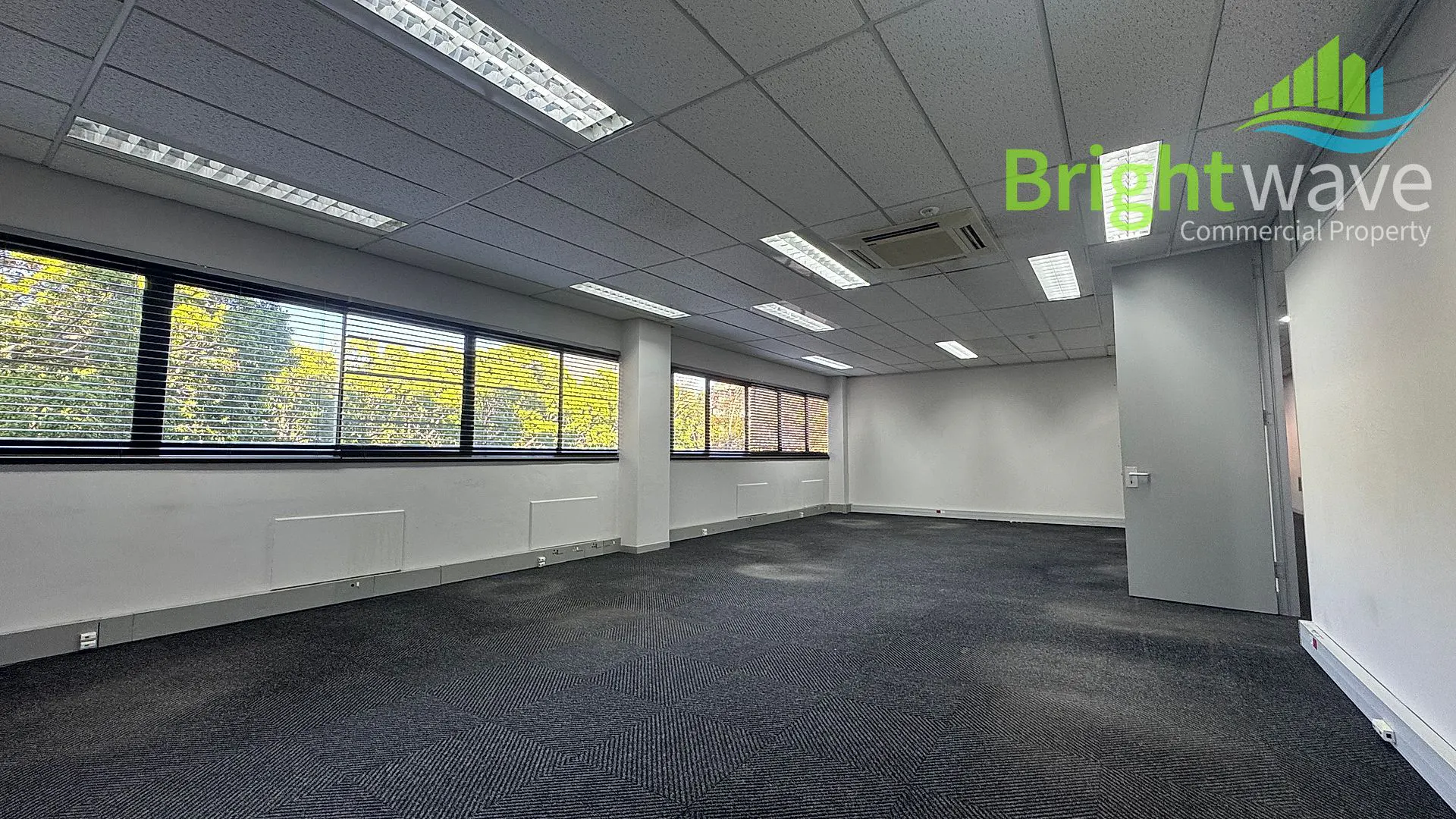Golf Park, available office to let in Pinelands