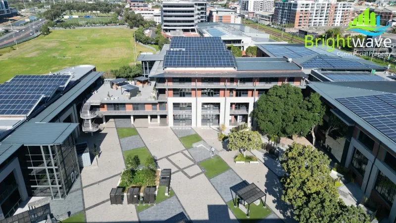 4,355 m² Office in Observatory