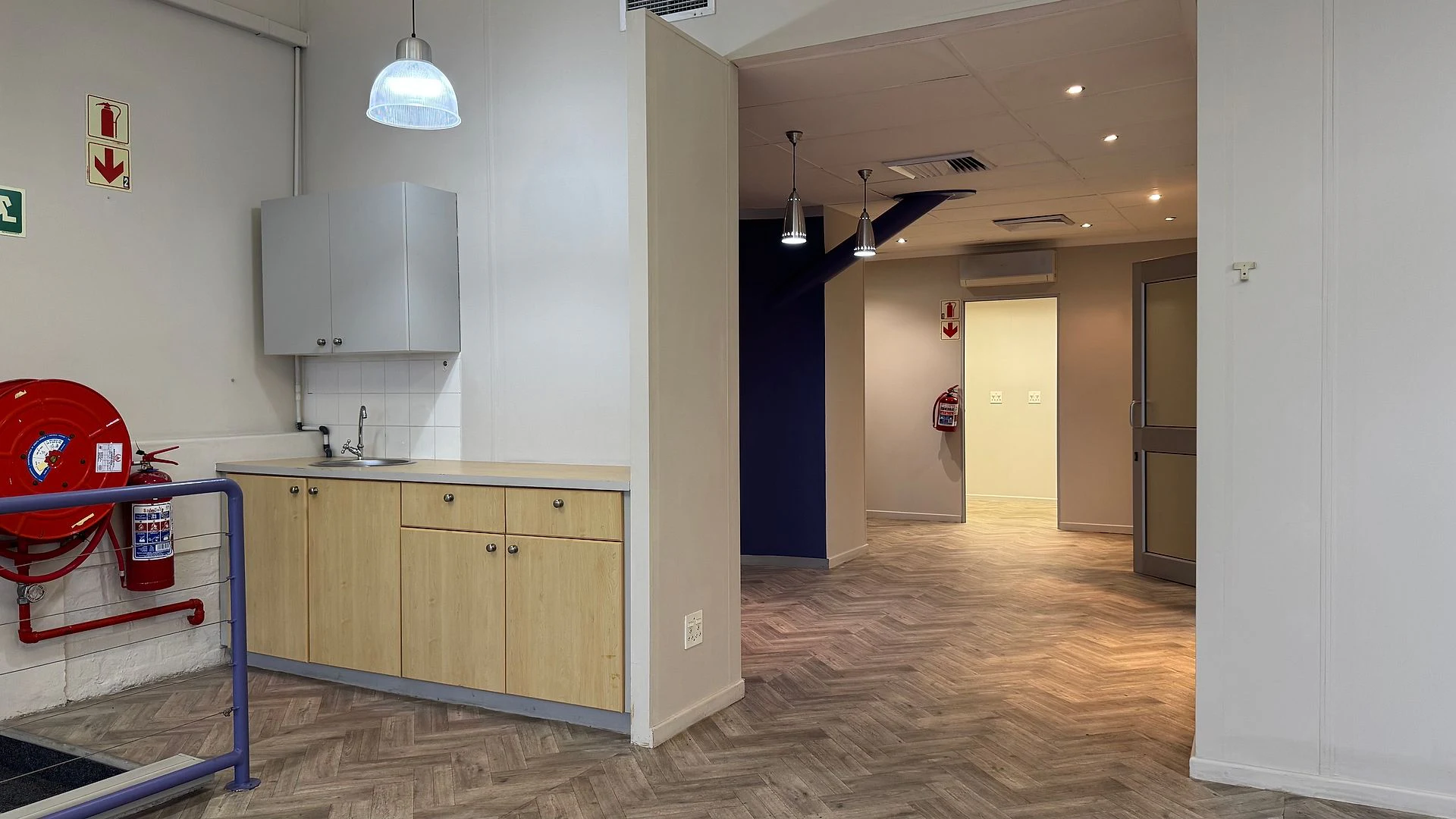 Waverley Business Park, available office to let in Observatory