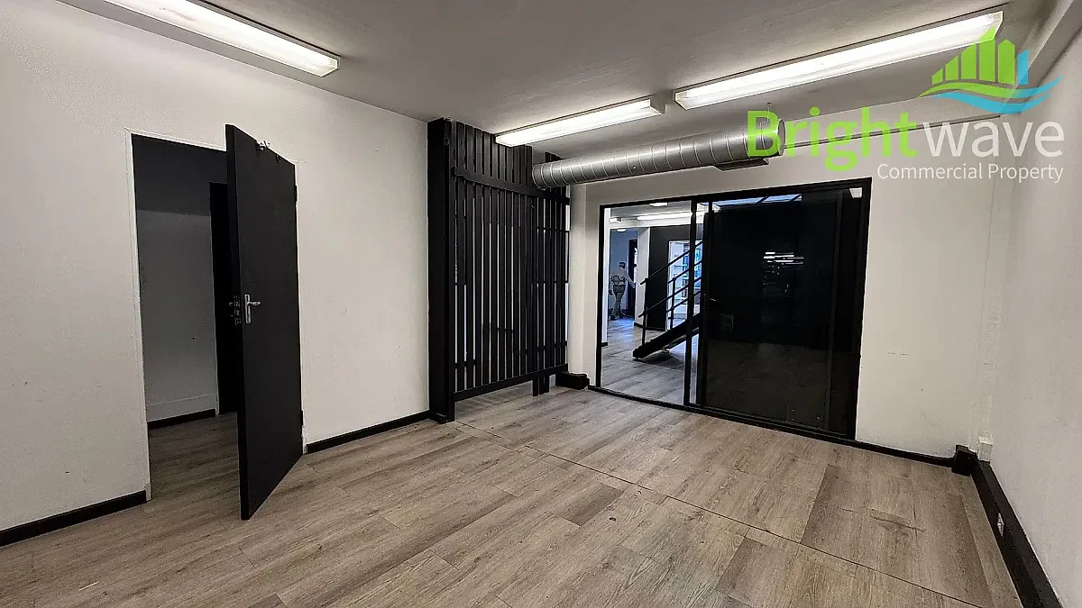 Waverley Business Park office space to let in Observatory