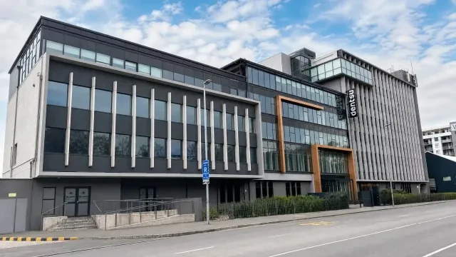 Tramway House (Dentsu Building) | 183 Sir Lowry Road, Woodstock - building photo 2
