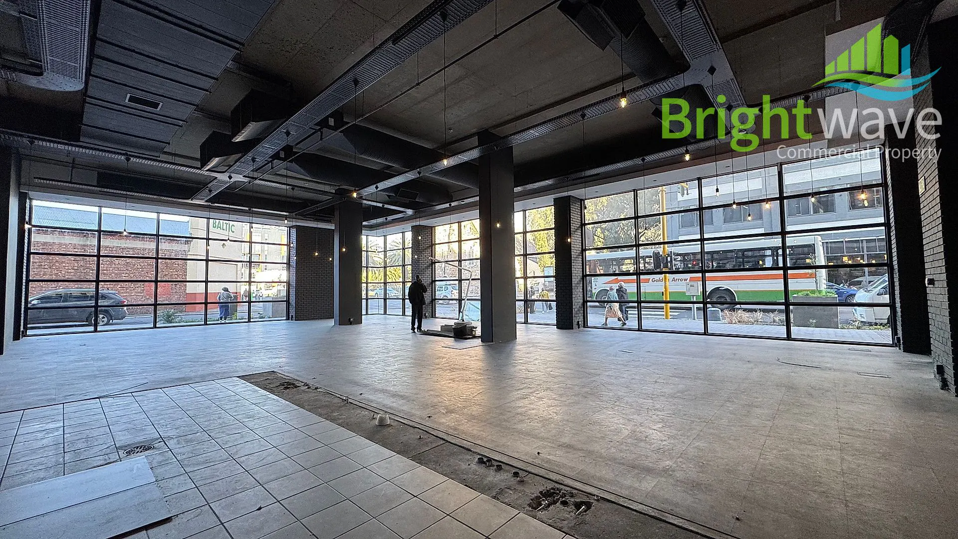 Retail layout at WEX 1, Woodstock
