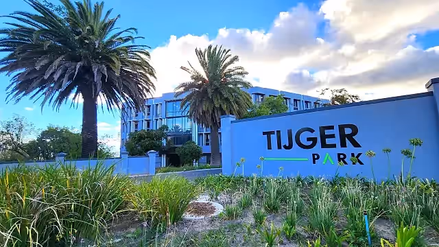 Tijger Park Tyger Valley - building exterior