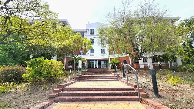 Tijger Park, Tyger Valley - building photo 9