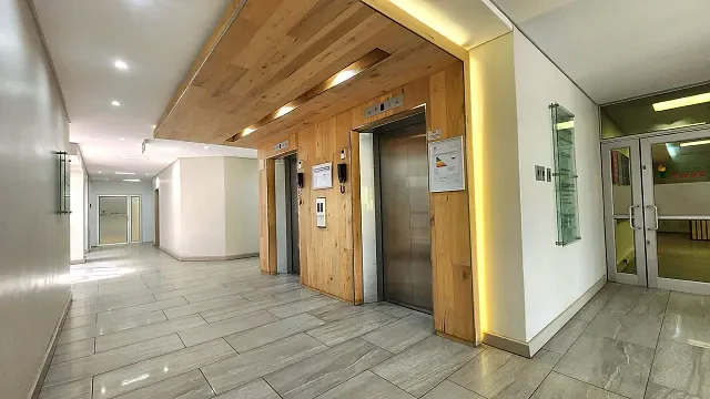 Tijger Park, Tyger Valley - building photo 10