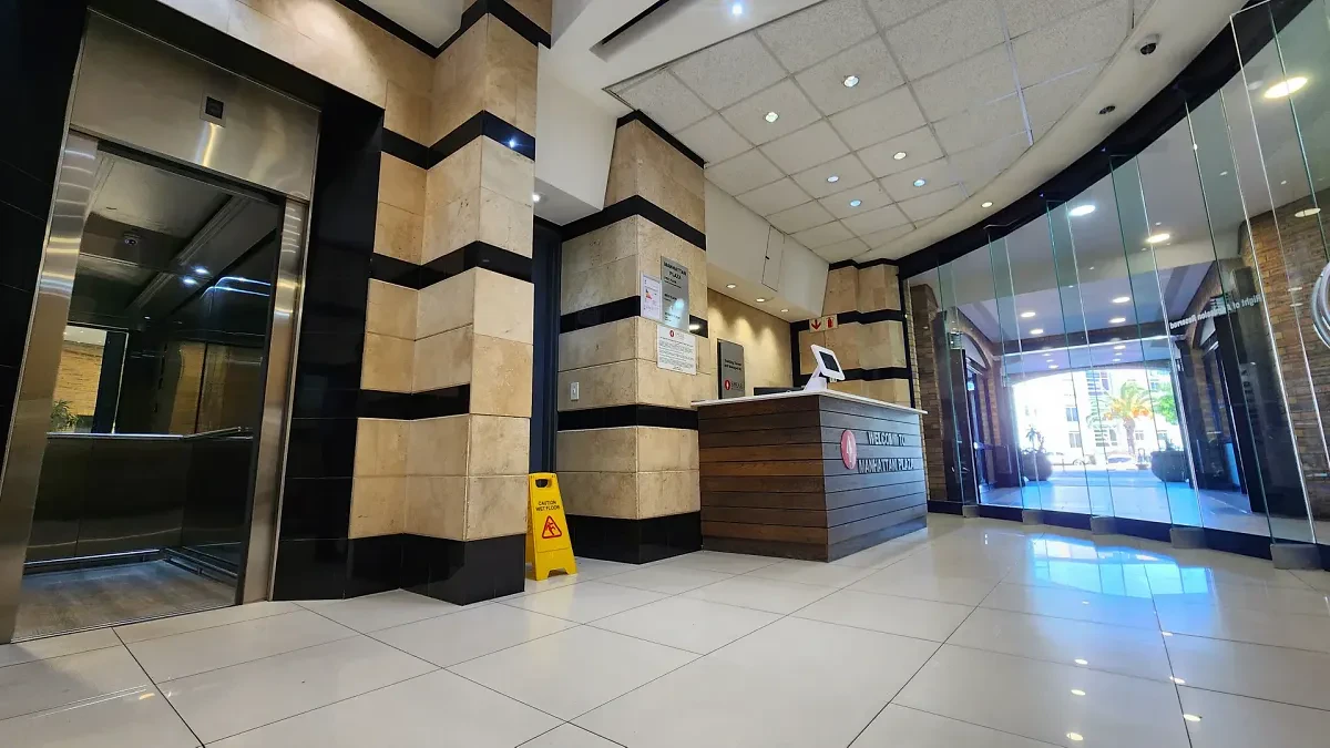 Manhattan Plaza, Tyger Valley - building photo 2