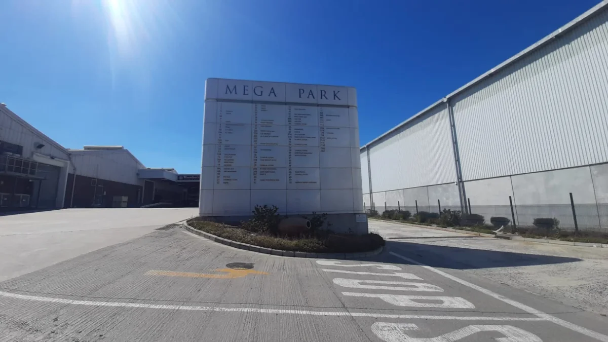 Mega Park - photo 2