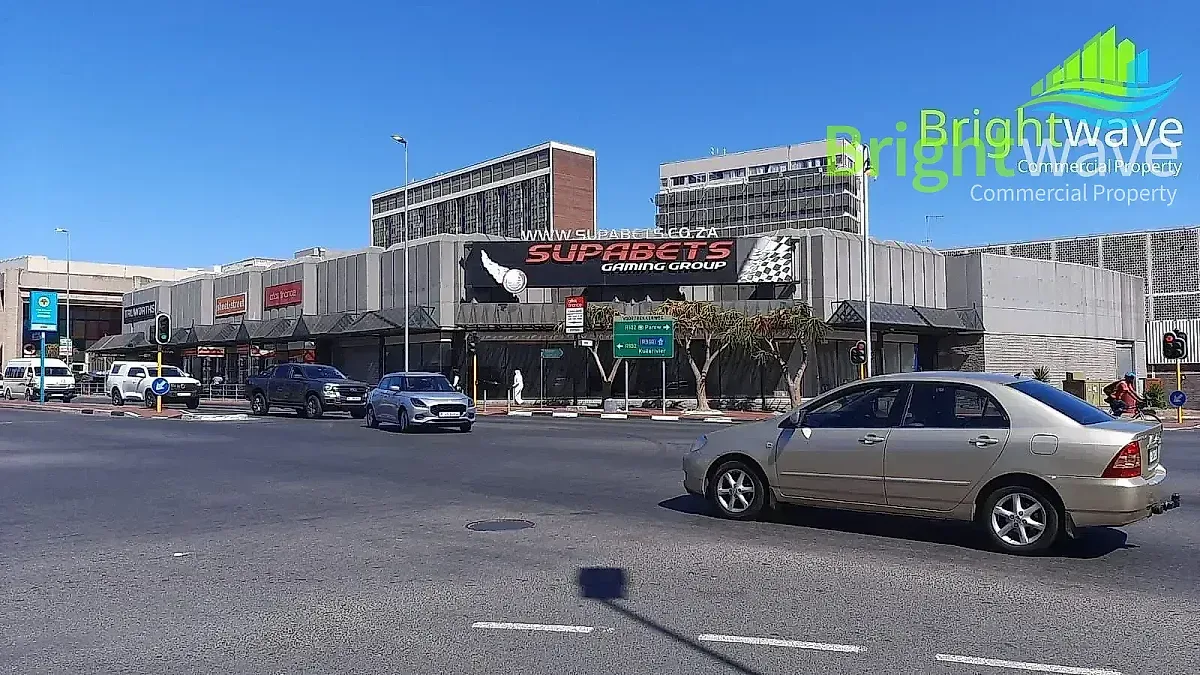 Open plan retail area at 143 Voortrekker Road