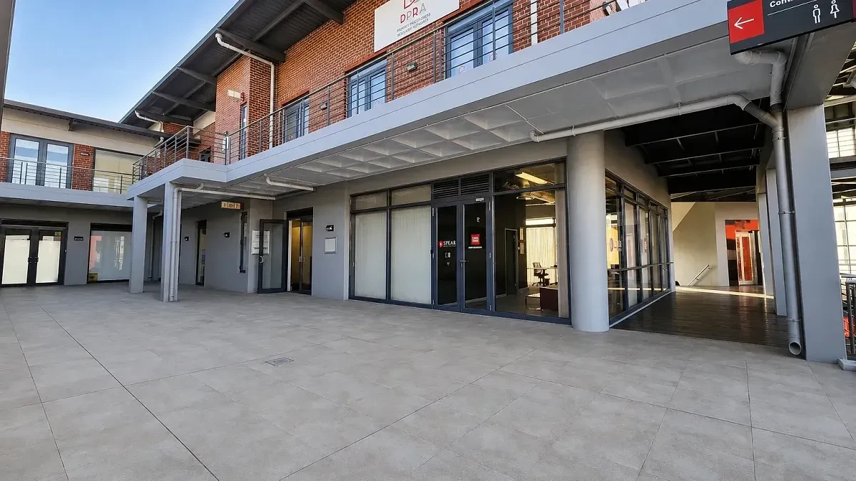 Sable Square, Century City - building photo 6