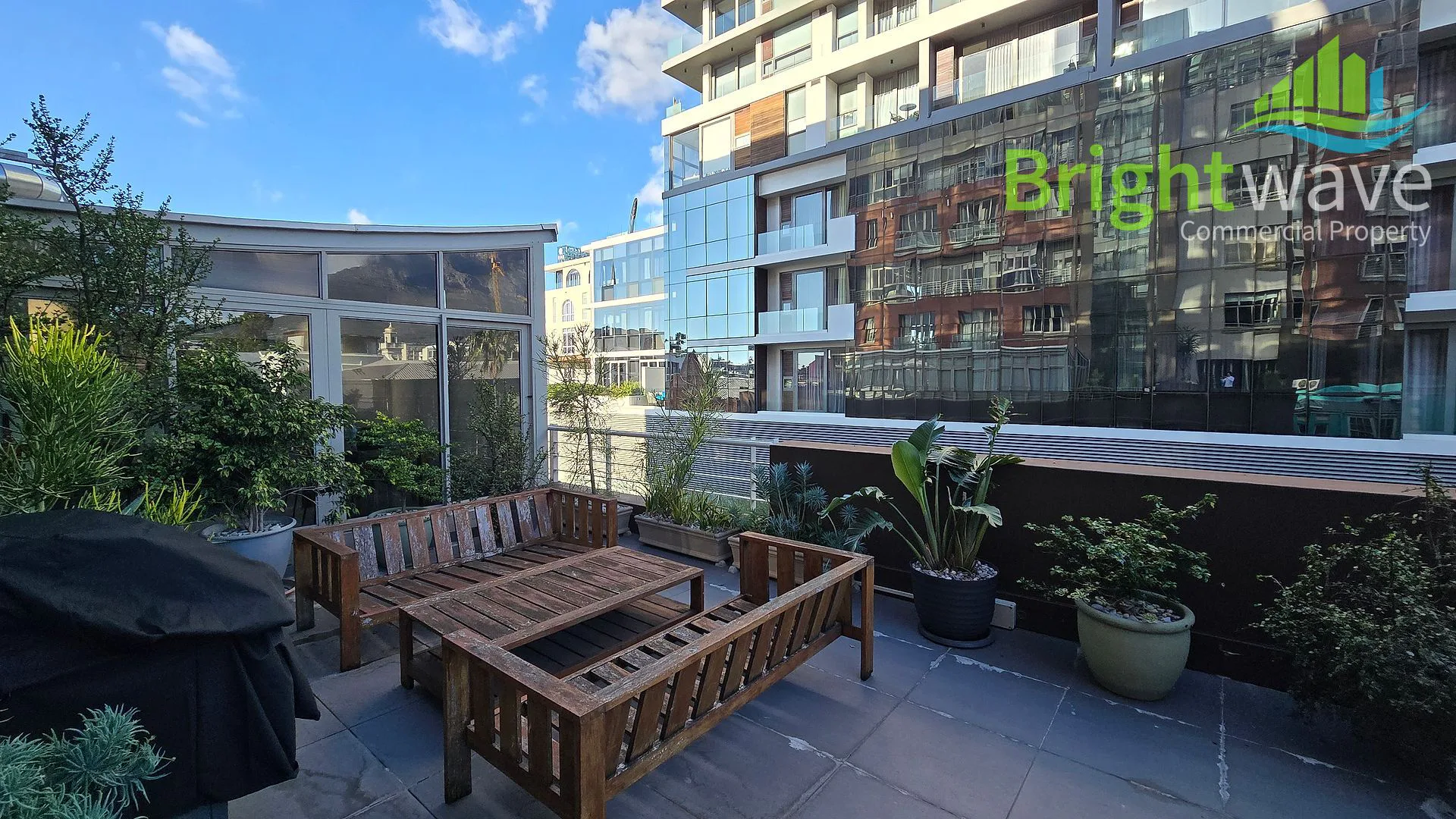 Open plan office area at 30 Hudson Street, The Hudson, De Waterkant