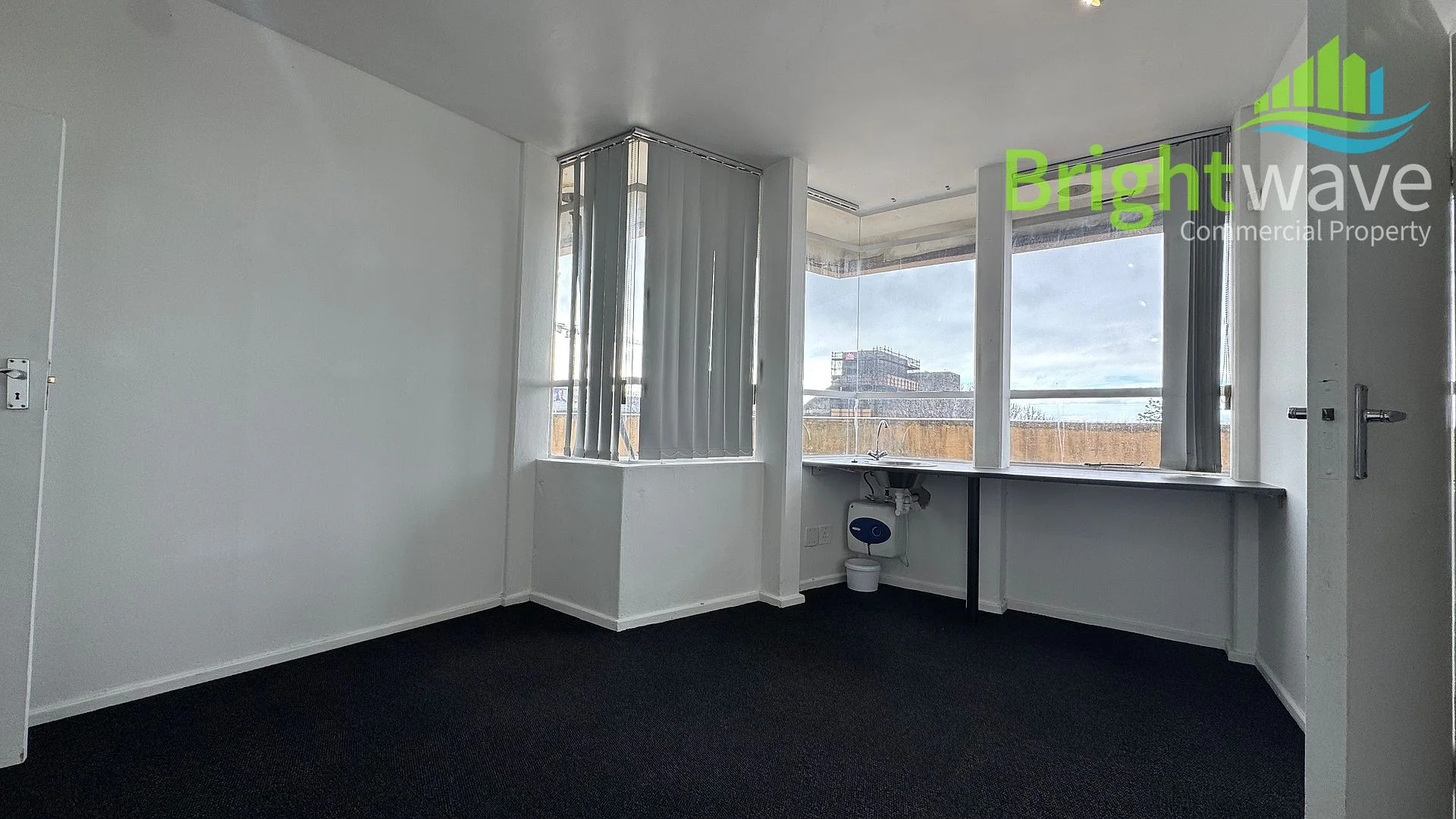 Marshall House, available office to let in Claremont