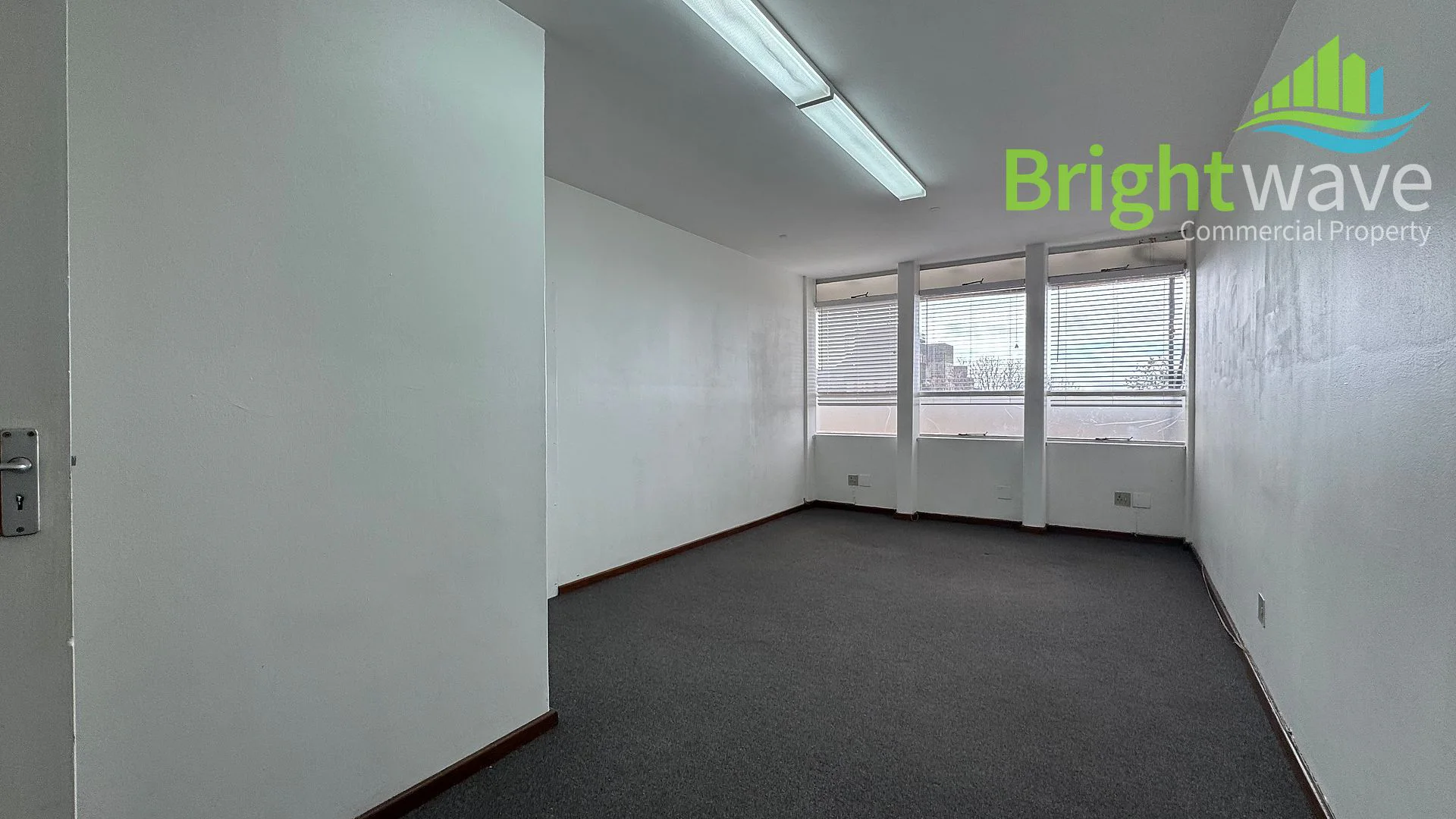 Marshall House, available office to let in Claremont