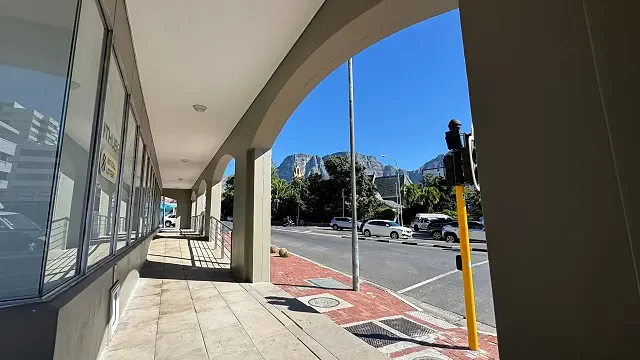 200 on Main Road, Claremont - building photo 1