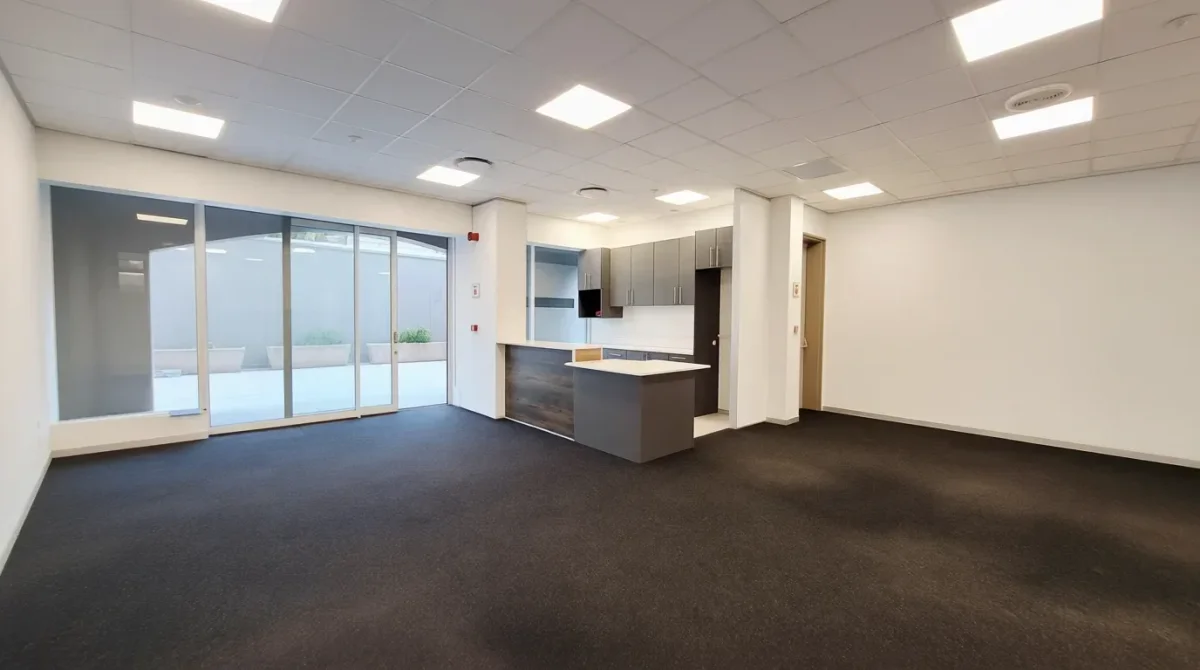 200 on Main Road office space to let in Claremont