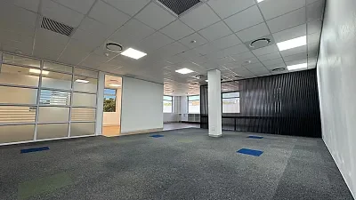200 on Main Road office space to let in Claremont