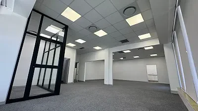 200 on Main Road office space to let in Claremont