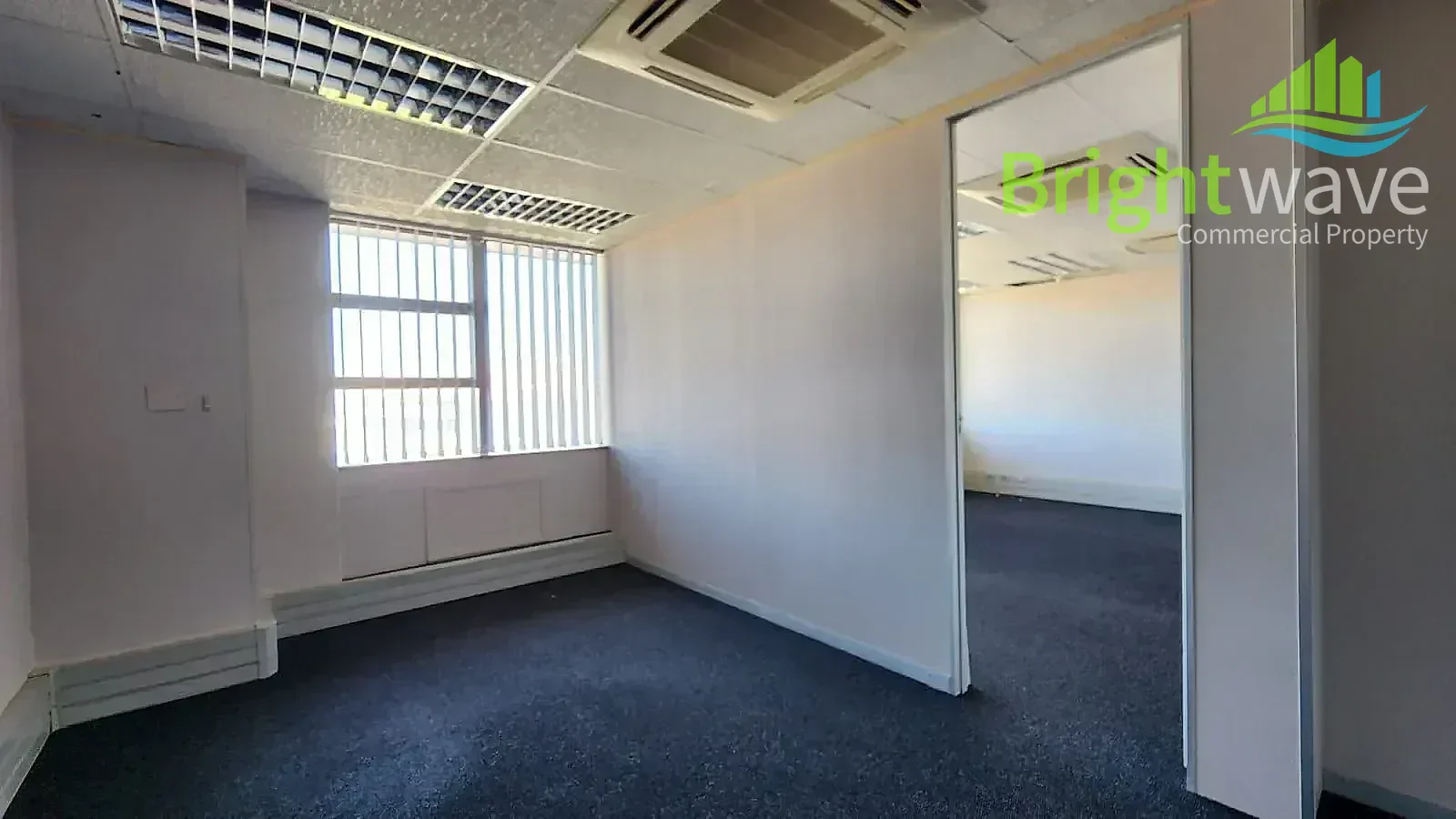 Louwville Place, available office to let in Bellville Central