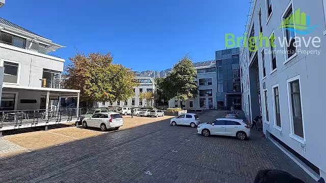 Boundary Terraces in Newlands, exterior view.
