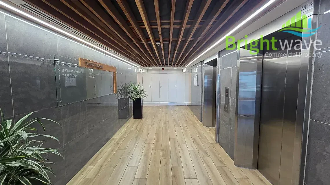 Open plan office area at 7 West Quay Road, West Quay, V&A Waterfront