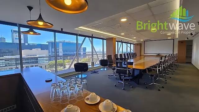 4020 m2 office to let at 25 Jan Smuts Street, Oceana House, Foreshore in Foreshore, boardroom interior.