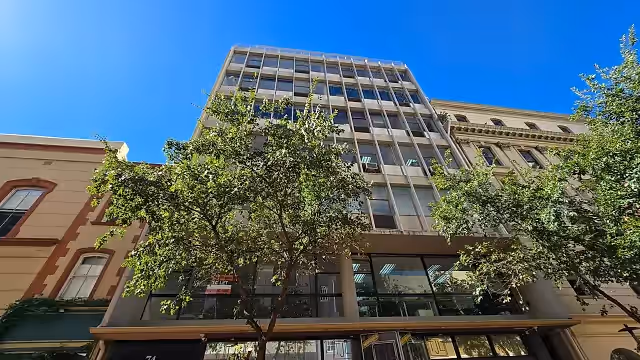 VALUTA HOUSE in Cape Town, exterior view.