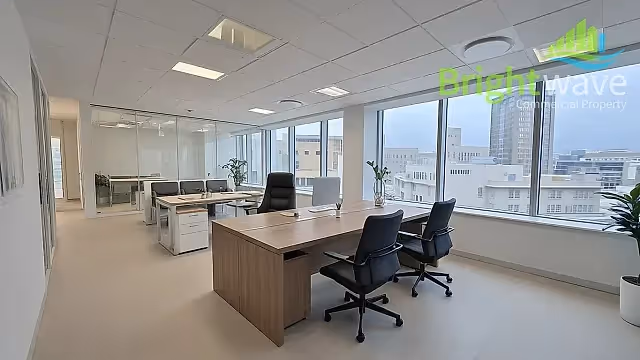 655.8 m2 office to let at SA RESERVE BANK BUILDING in Cape Town CBD, office interior.