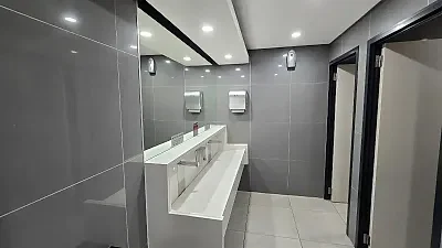 Open plan office area at 33 Bree -30 Waterkant