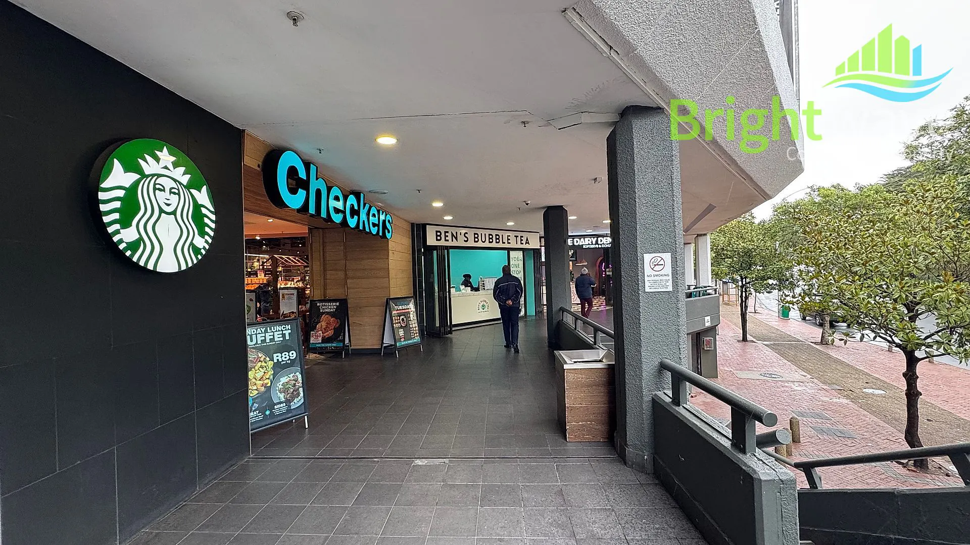 Riverside Mall, available retail to let in Rondebosch