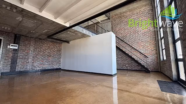 Office to let at Old Castle Brewery in Woodstock.