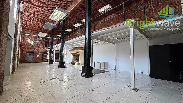 Office to let at Old Castle Brewery in Woodstock.