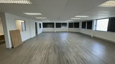 Buchanan Chambers, available office to let in Claremont