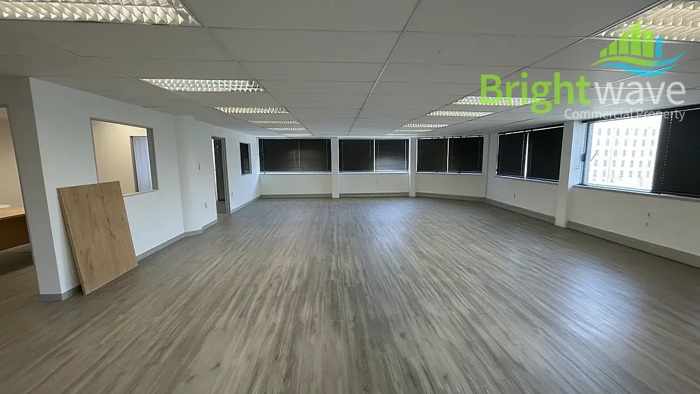 Buchanan Chambers, available office to let in Claremont