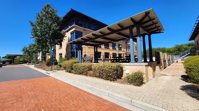 Plattekloof Office Park in Plattekloof, exterior view.