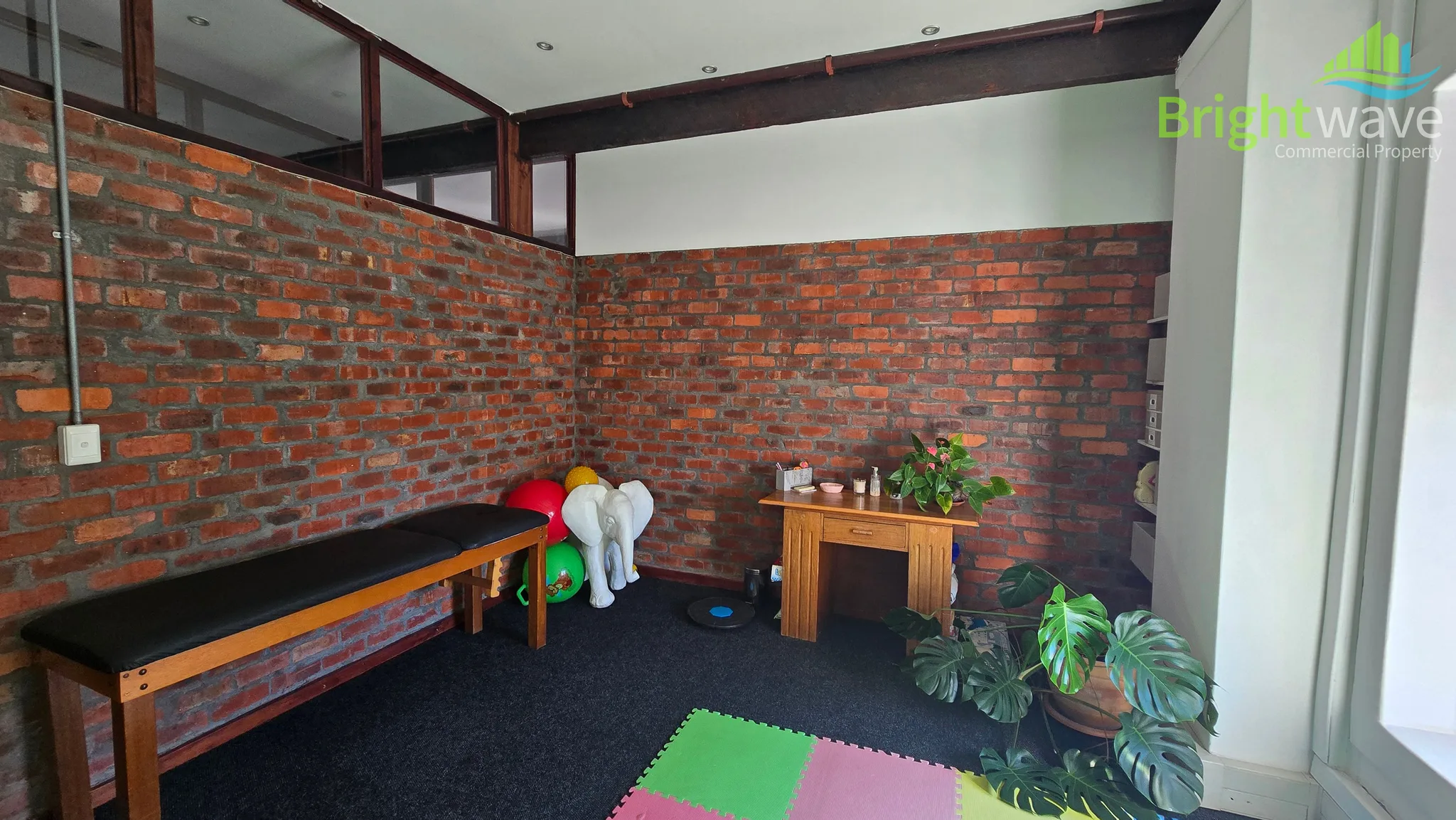 Office layout at The Foundry, Green Point