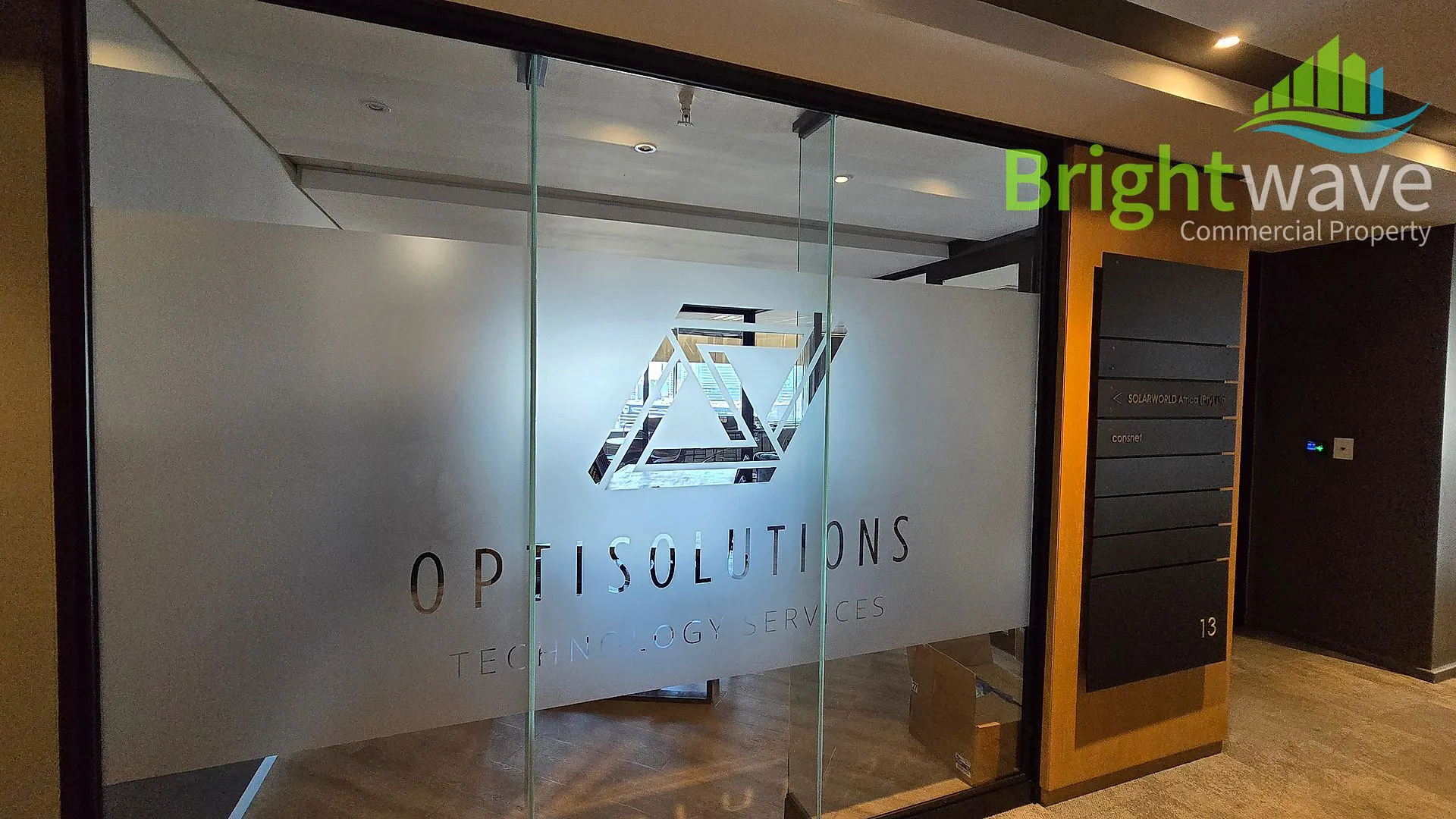 Office layout at ONE THIBAULT, Foreshore