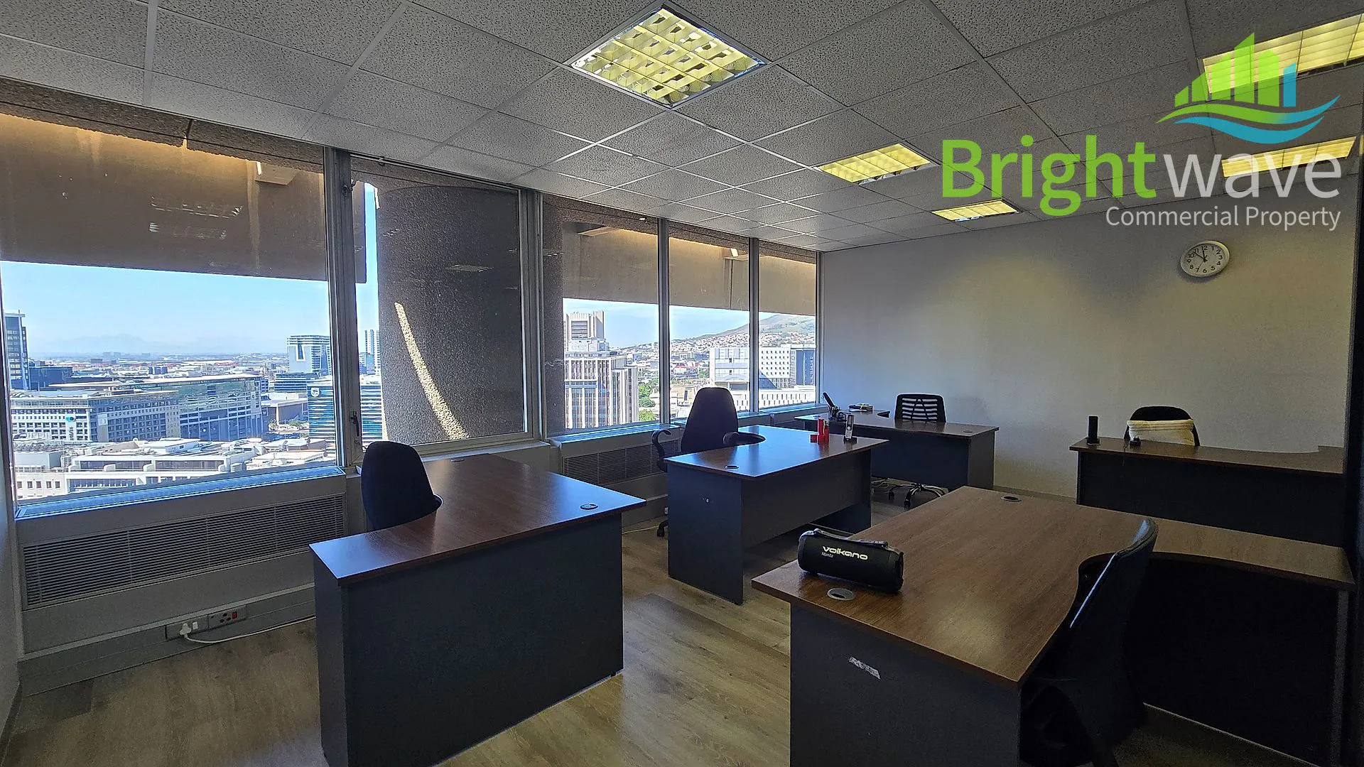 ONE THIBAULT, available office to let in Foreshore
