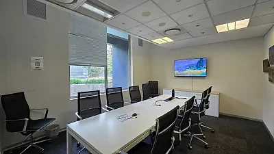 19 Dock Rd, Merchant House, V&A Waterfront, available office to let in V&A Waterfront