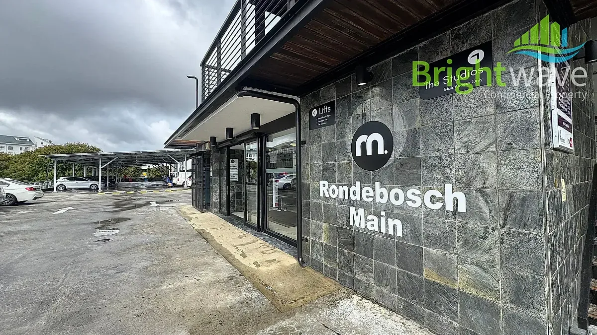 Retail layout at Rondebosch Main, Rondebosch