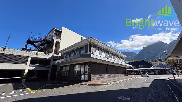 Retail space at Rondebosch Main
