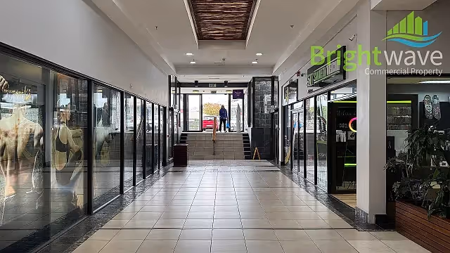 Retail space at Rondebosch Main
