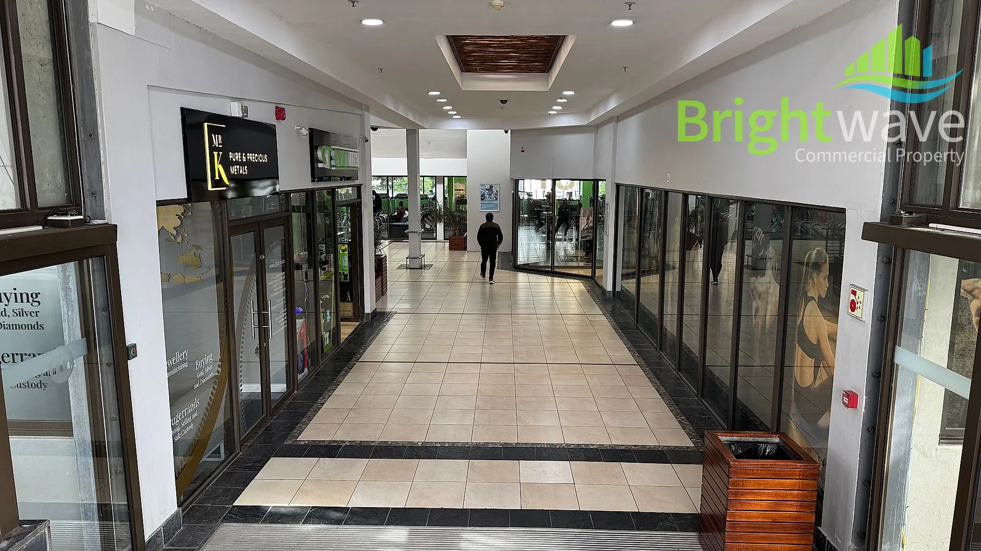 Open plan retail area at Rondebosch Main