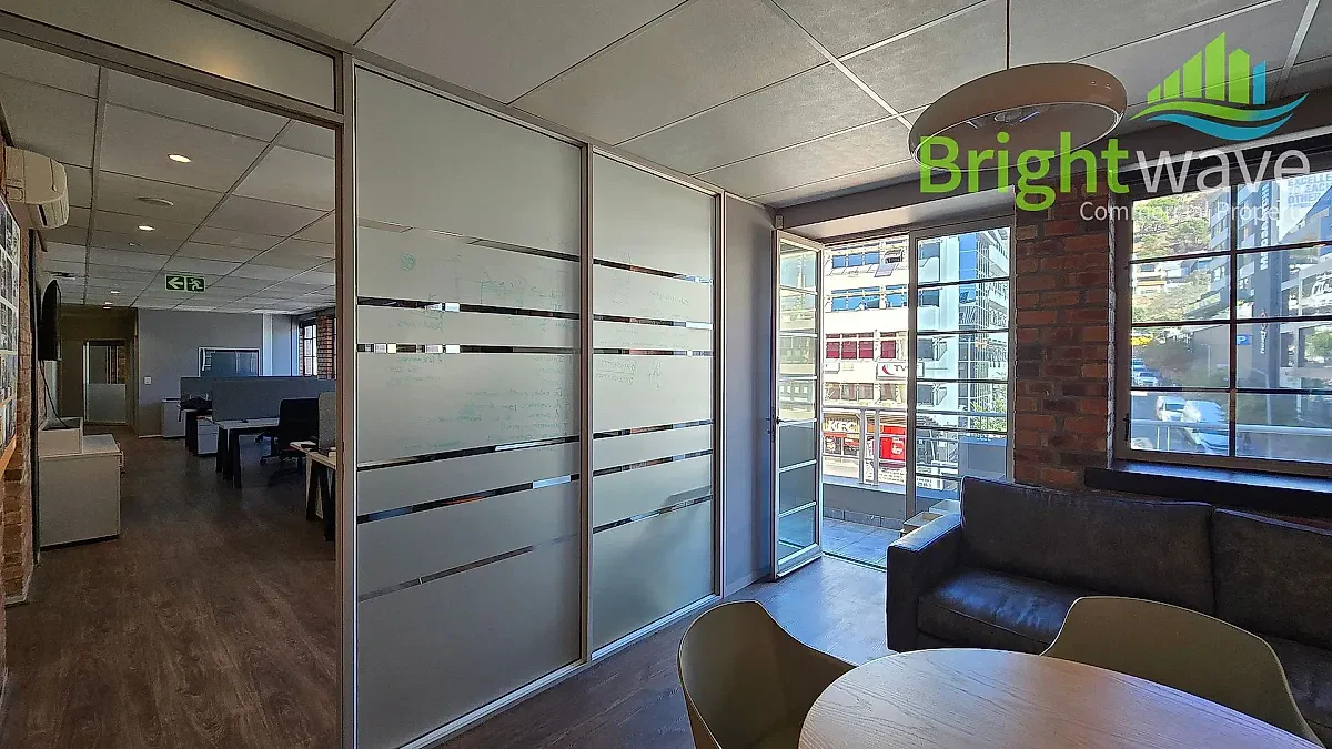 Sovereign Quays office space to let in Green Point