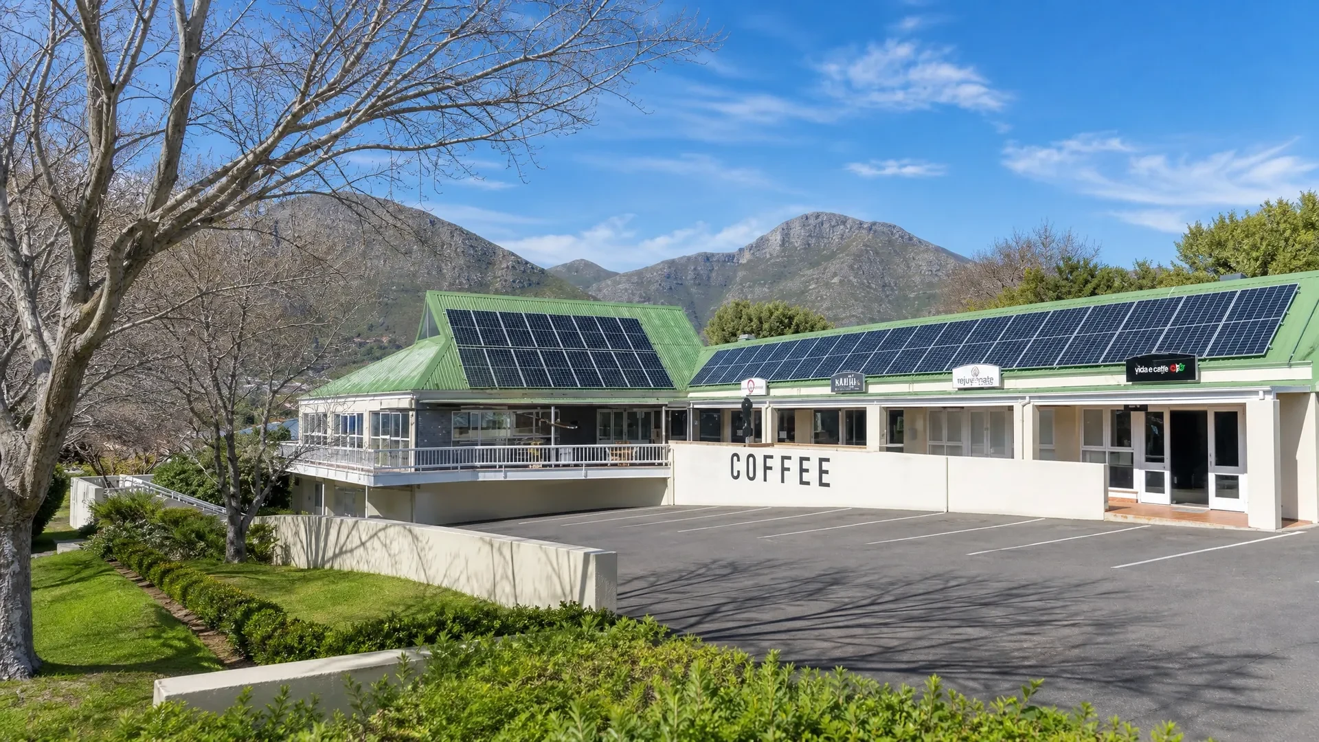 Victoria Mall, available office to let in Hout Bay
