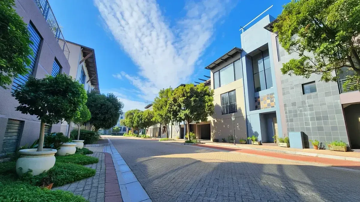 4 Canal Side, Century City - building photo 1