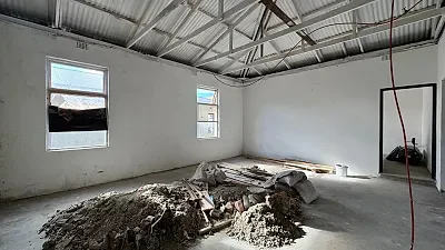 33 Yew Street, available office to let in Salt River