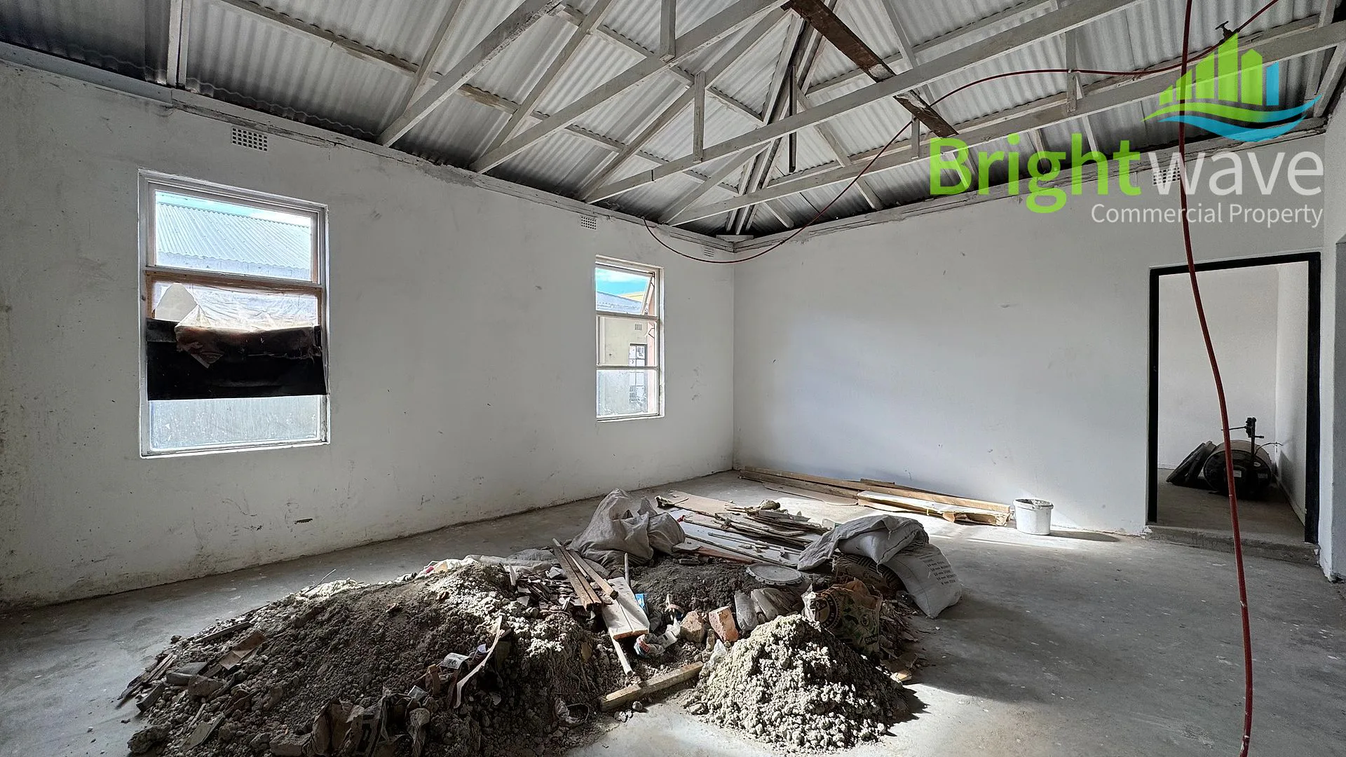 33 Yew Street, available office to let in Salt River