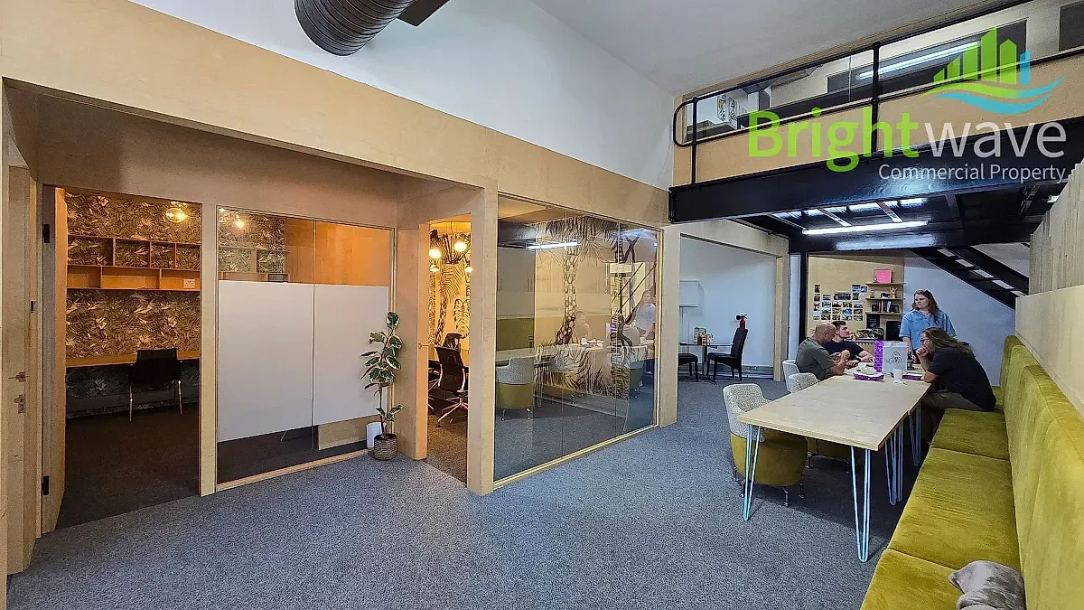Somerset Square office space to let in Green Point