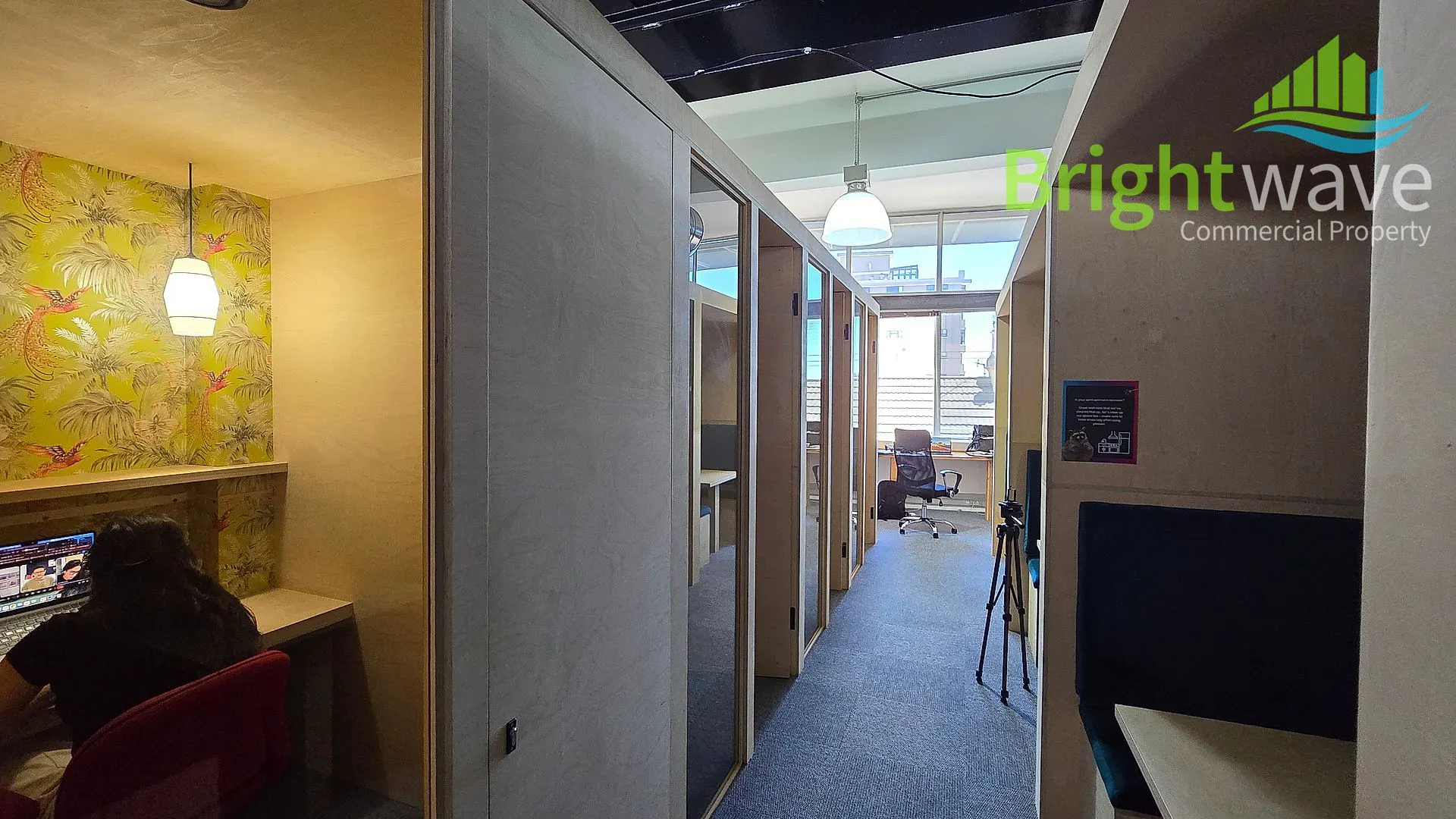 Somerset Square, available office to let in Green Point
