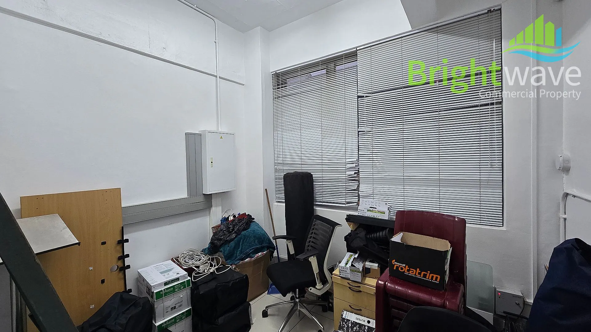 Somerset Square, available office to let in Green Point